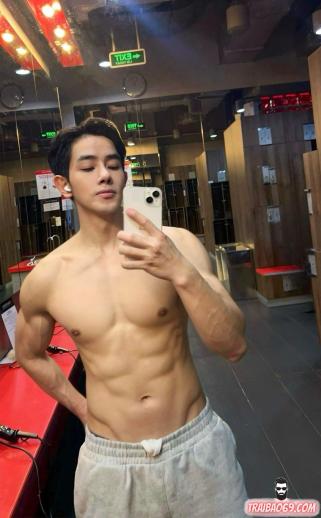 Boy người mẫu ảnh đi khách tại gia  - cu bự, làm tình dẻo dai Boy người mẫu ảnh đi khách tại gia  - cu bự, làm tình dẻo dai