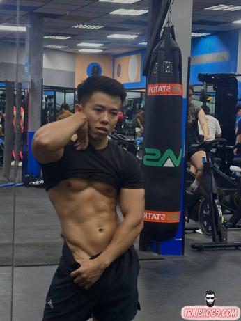 Trai pt gym body cực nét - cu 18cm chơi cực sướng