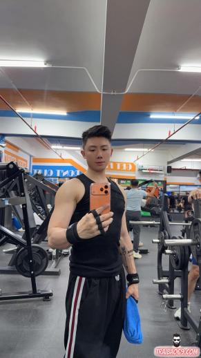 Trai cute body gym đẹp - nước da trắng tươi, phục vụ nhiệt tình  Trai cute body gym đẹp - nước da trắng tươi, phục vụ nhiệt tình