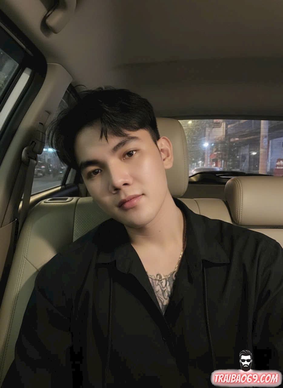 Trai đẹp mình dây khoai to - body lông lá - gương mặt sắc sảo