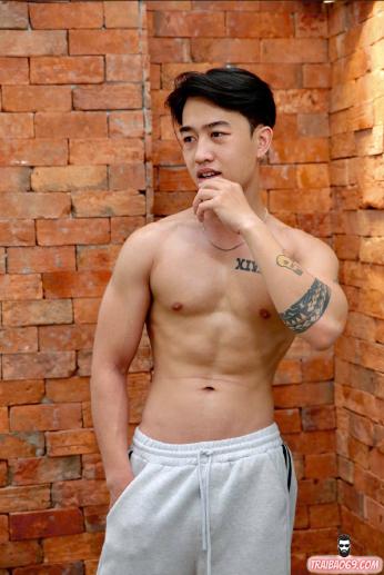 Boy menly body gym slim điển trai sexy như trai hàn Boy menly body gym slim điển trai sexy như trai hàn