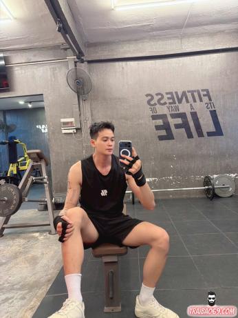 Trai gọi dáng chuẩn model, cao 1m81 - chơi dâm đủ thể loại