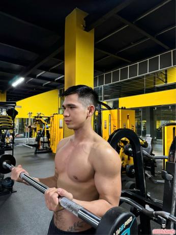 Boy gym fit cơ bắp khô đét - cu bự, siêu mình dây Boy gym fit cơ bắp khô đét - cu bự, siêu mình dây
