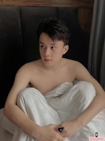 HotBoy teen 2k dâm đãng - cao ráo trắng trẻo phục vụ nhiệt tình 