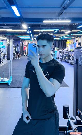 Boy gym body ngon khó cưỡng - cu bự da trắng gặp là say nắng Boy gym body ngon khó cưỡng - cu bự da trắng gặp là say nắng