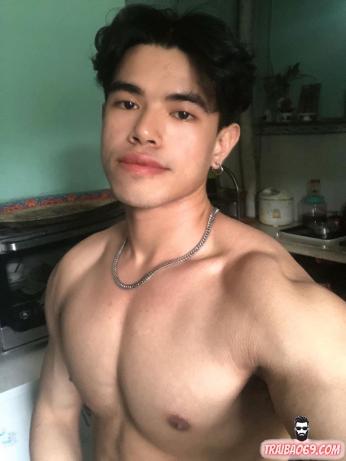 Boy gym dễ thương body sexy - massage ok, lịch sự chiều khách